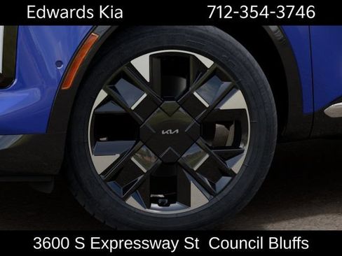 New 2026 Kia Sportage SX FWD image 11