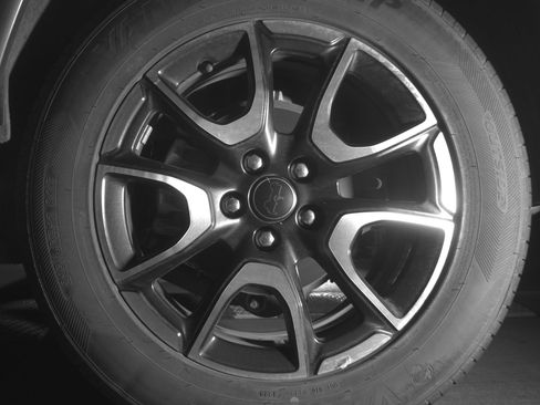 Used 2025 Jeep Compass Trailhawk image 14