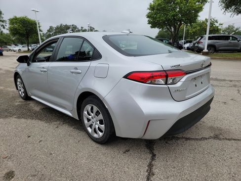 Used 2023 Toyota Corolla LE FWD image 7