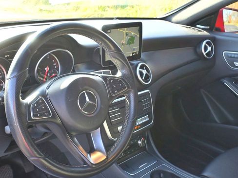Used 2017 Mercedes-Benz CLA 250 4MATIC image 24