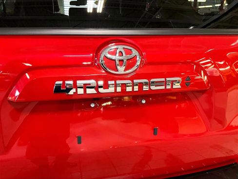 Certified 2024 Toyota 4Runner SR5 Premium image 29
