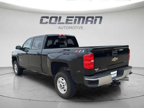 Used 2019 Chevrolet Silverado 2500 LT w/ LT Convenience Package AWD/4WD image 3