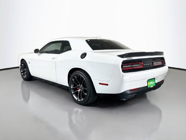 Used 2022 Dodge Challenger R/T Scat Pack RWD image 7