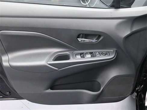 New 2025 Nissan Versa SV w/ Trunk Package image 15