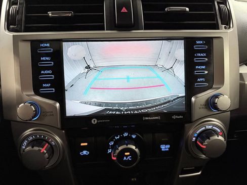 Used 2020 Toyota 4Runner SR5 Premium w/ Moonroof Package RWD image 15