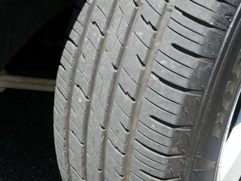 Used 2004 Nissan Altima 2.5 SL image 2