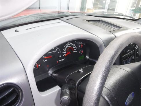 Used 2006 Ford F150 STX image 31