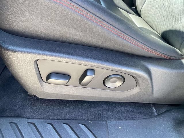 Used 2023 Chevrolet Colorado Z71 w/ Z71 Convenience Package 2 AWD/4WD image 15