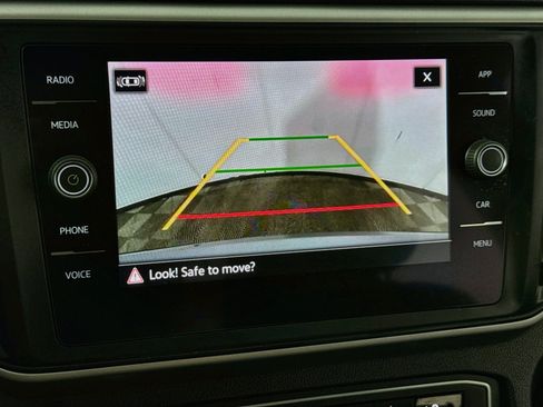 Used 2021 Volkswagen Atlas SE w/ Panoramic Sunroof Package AWD/4WD image 2