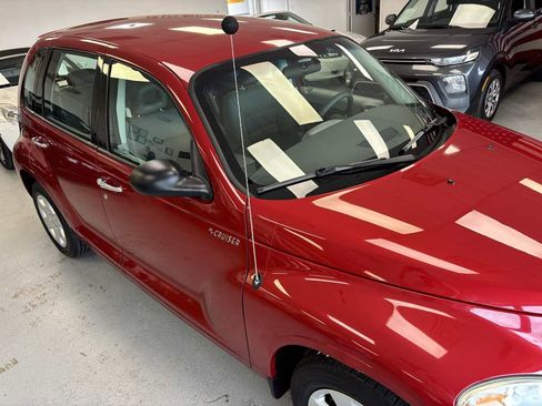 Used 2006 Chrysler PT Cruiser image 4