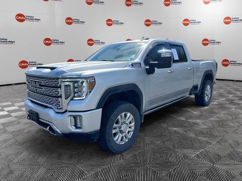 Used 2021 GMC Sierra 3500 Denali w/ Denali Ultimate Package image 3