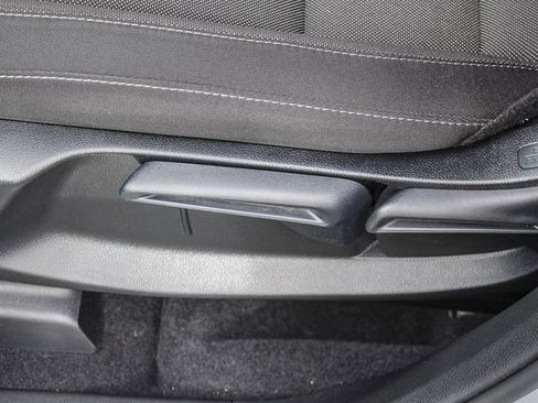 Used 2024 Honda CR-V LX image 28