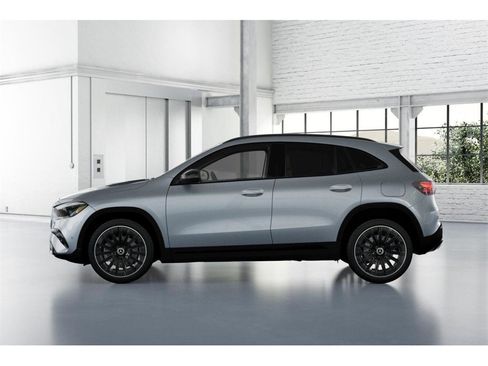 New 2026 Mercedes-Benz GLA 250 4MATIC image 34