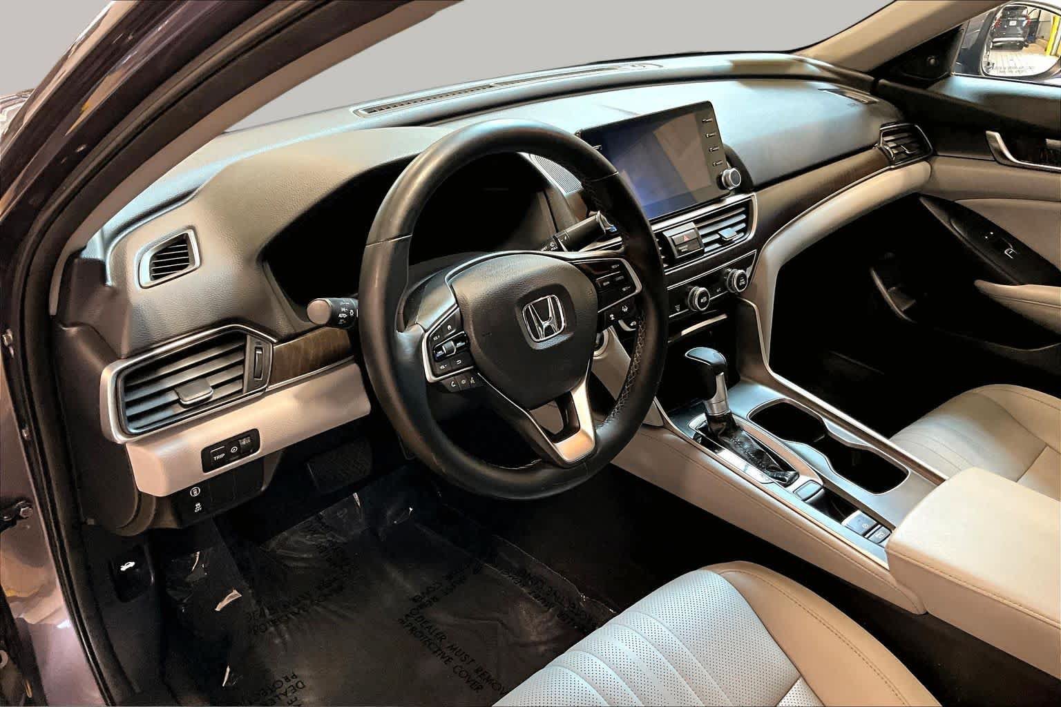 Used 2020 Honda Accord EX-L image 17