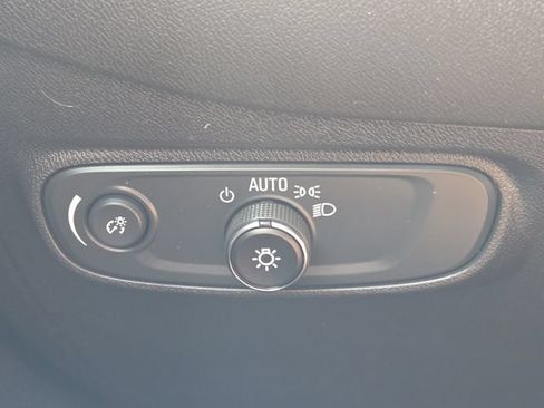 Used 2024 Chevrolet Equinox LT AWD/4WD image 19