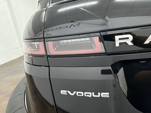 Used 2023 Land Rover Range Rover Evoque SE AWD/4WD image 11