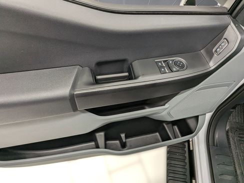 New 2026 Ford F250 XL w/ XL Chrome Package image 10