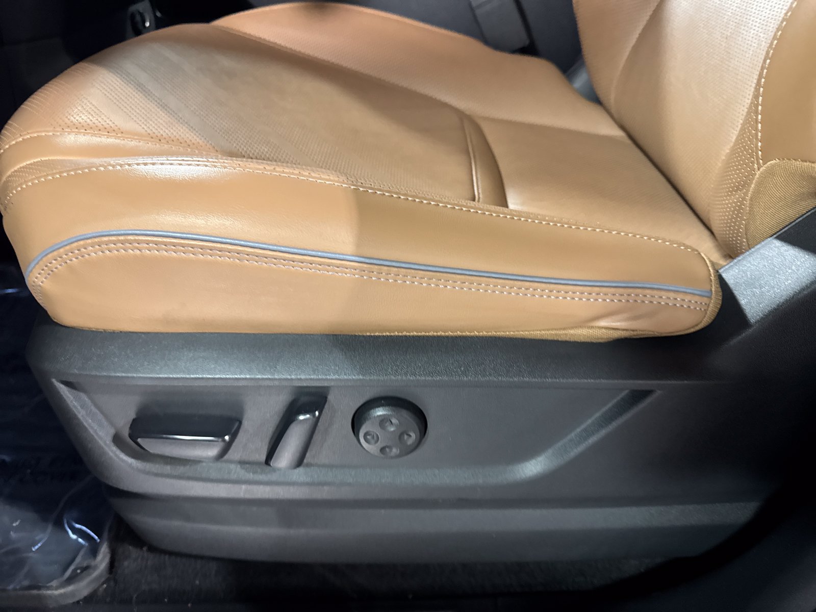 Certified 2025 INFINITI QX80 Luxe AWD/4WD image 24