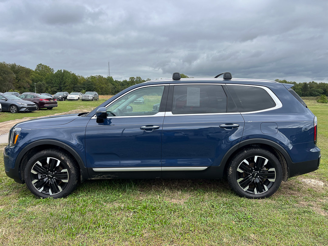 Used 2023 Kia Telluride SX Prestige AWD/4WD image 3