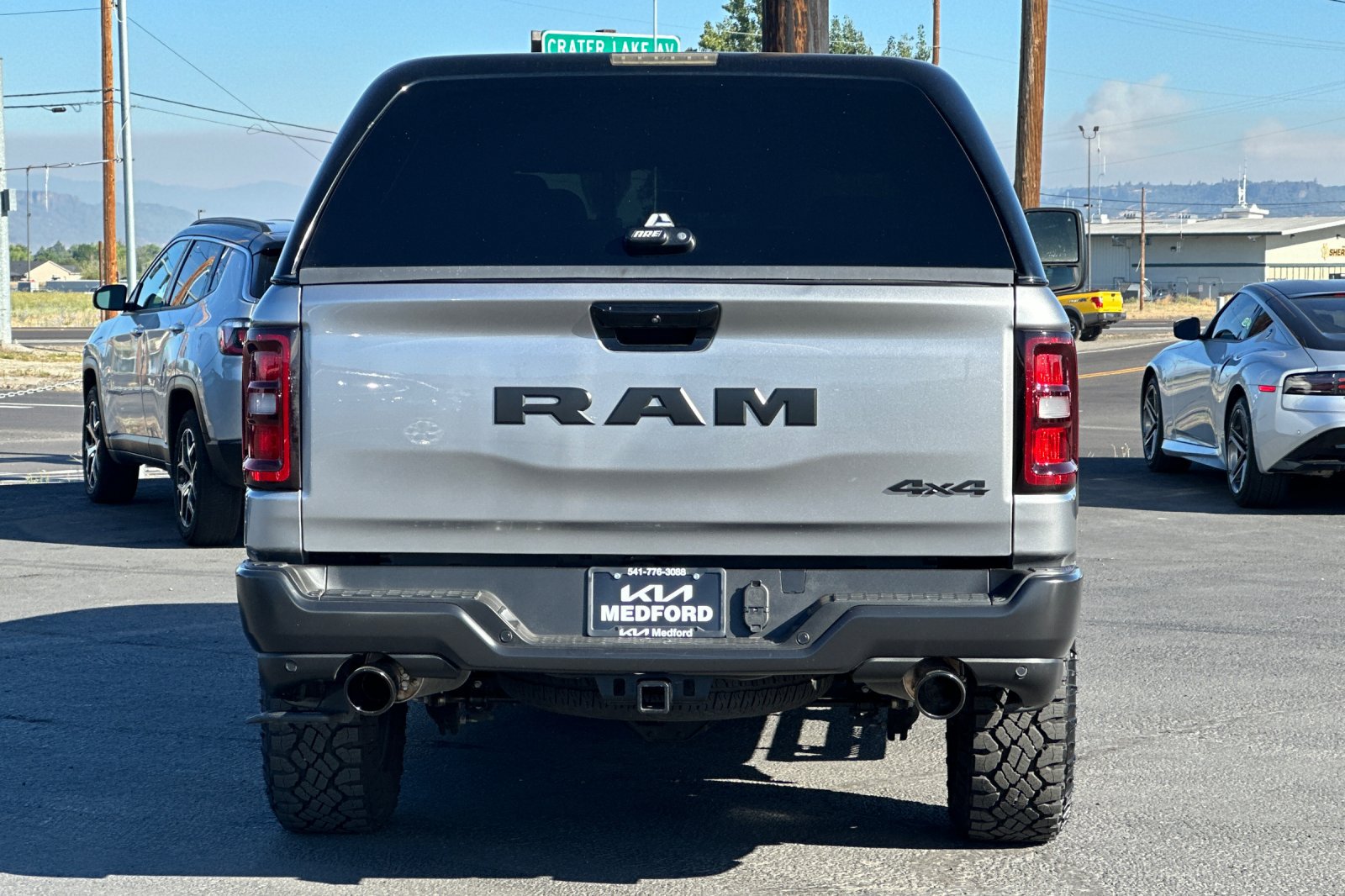 Used 2025 RAM 1500 Warlock AWD/4WD image 5