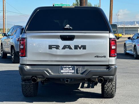 Used 2025 RAM 1500 Warlock AWD/4WD image 5