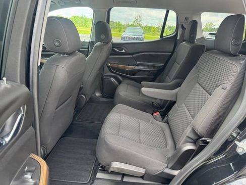 Used 2019 GMC Acadia SLE AWD/4WD image 16