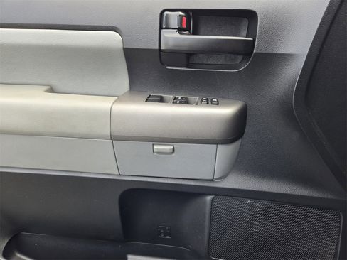 Used 2011 Toyota Sequoia SR5 image 19