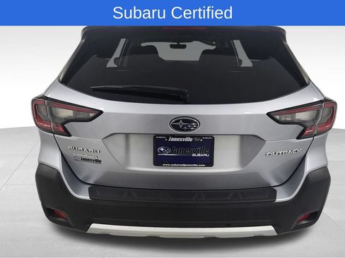 Used 2023 Subaru Outback Limited AWD/4WD image 4