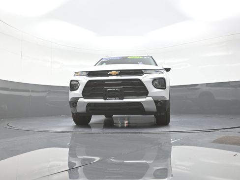 Used 2023 Chevrolet TrailBlazer LT w/ Convenience Package image 10