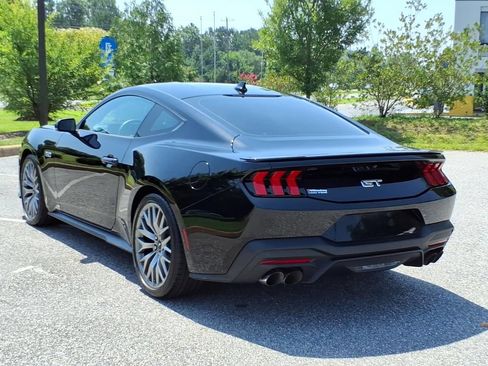 Used 2024 Ford Mustang GT Premium RWD image 7