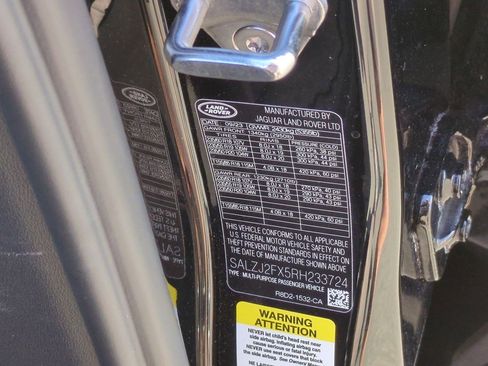 Used 2024 Land Rover Range Rover Evoque S image 29