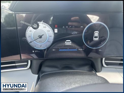 New 2026 Hyundai Elantra Limited FWD image 34