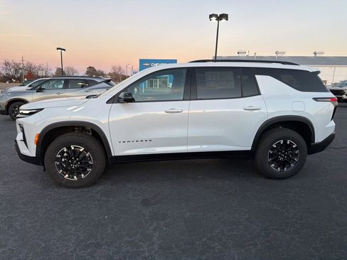 New 2026 Chevrolet Traverse Z71 w/ Enhanced Driving Package image 5