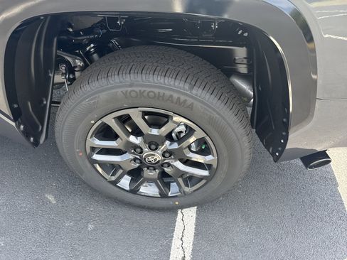 New 2026 Toyota Tundra Platinum AWD/4WD image 12
