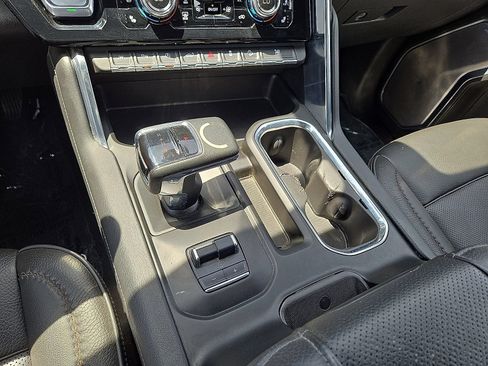 Used 2024 GMC Sierra 1500 Denali w/ Technology Package AWD/4WD image 30