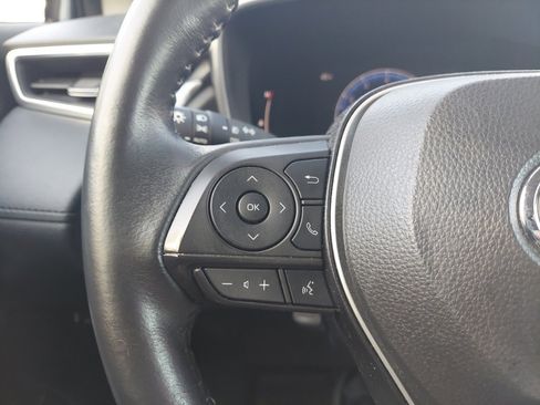 Used 2024 Toyota Corolla Cross XLE image 17