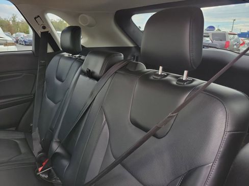 Used 2017 Ford Edge Titanium w/ Equipment Group 302A image 13