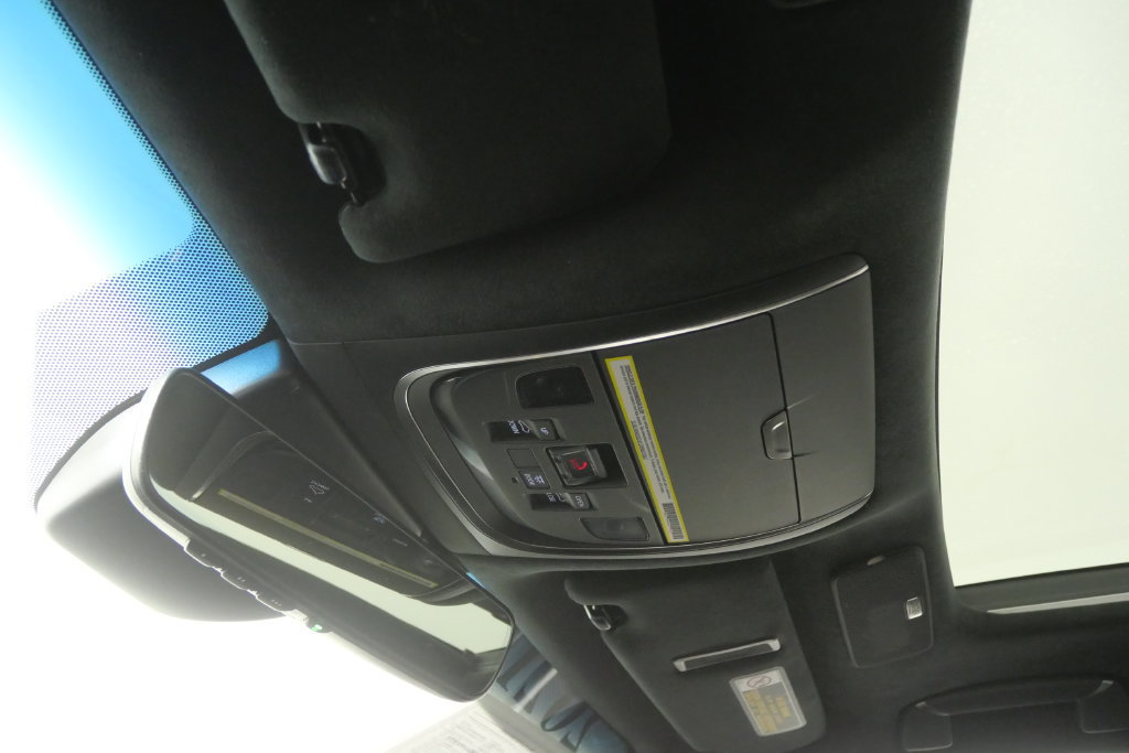 Used 2021 Lexus LS 500 w/ Interior Upgrade Package RWD image 28