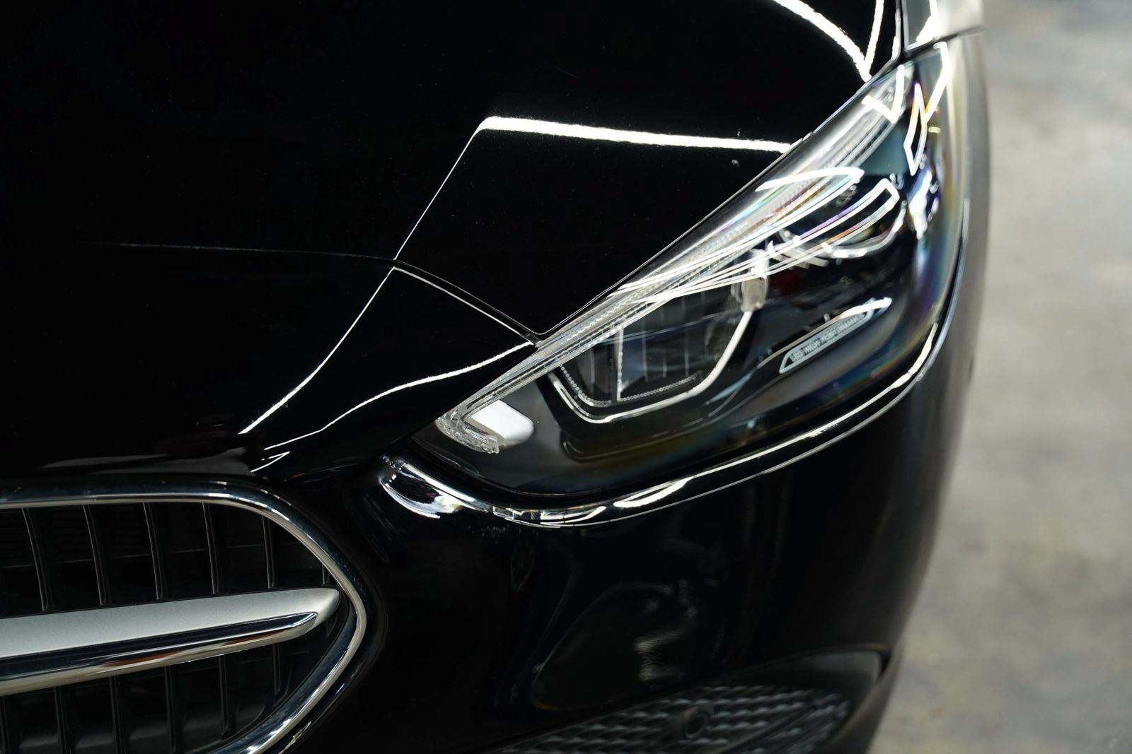Used 2024 Mercedes-Benz C 300 4MATIC Sedan image 8