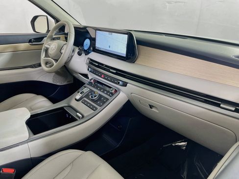 Used 2023 Hyundai Palisade Limited AWD/4WD image 30