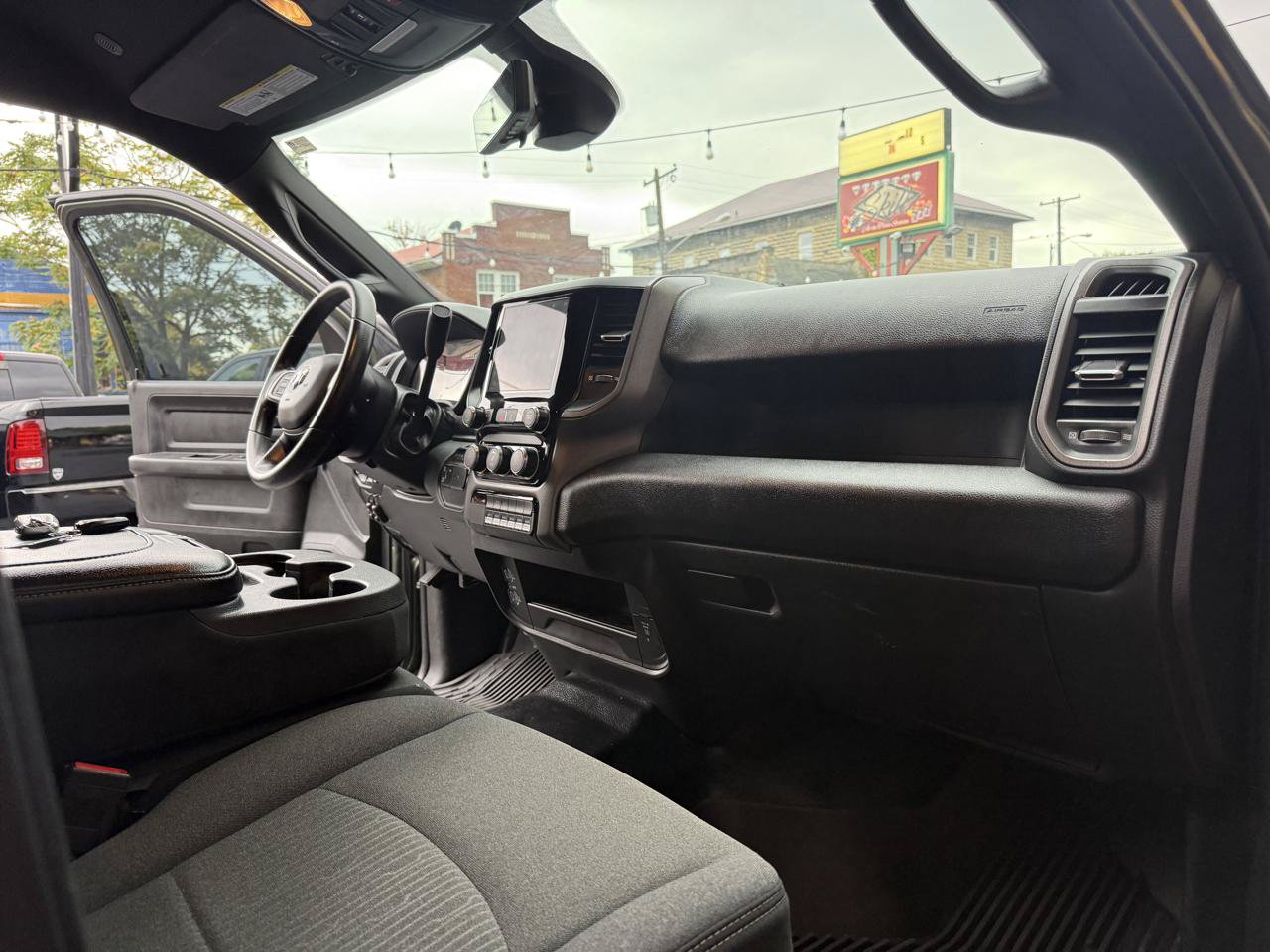 Used 2022 RAM 2500 Tradesman AWD/4WD image 24