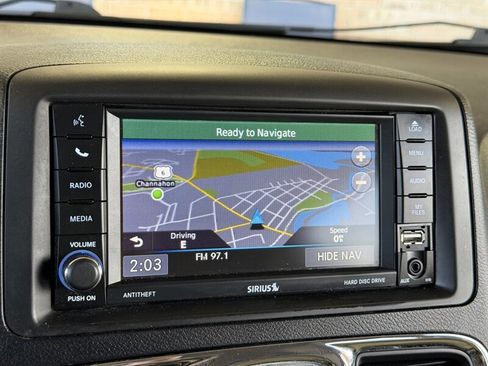 Used 2015 Chrysler Town & Country Touring w/ Driver Convenience Group FWD image 20