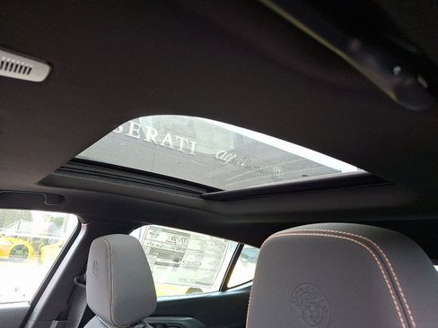 New 2024 Alfa Romeo Tonale Sprint image 10