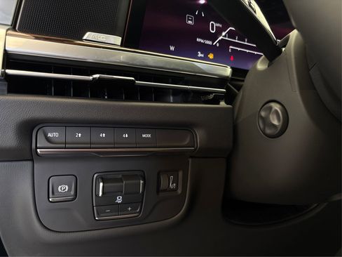 New 2026 Cadillac Escalade Luxury AWD/4WD image 20