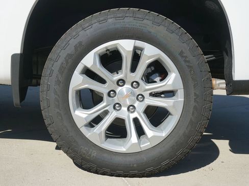 New 2026 Chevrolet Silverado 1500 LTZ w/ LTZ Premium Package image 16