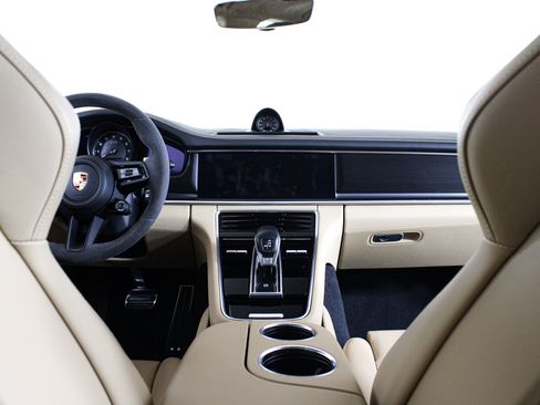 Used 2023 Porsche Panamera GTS AWD/4WD image 39