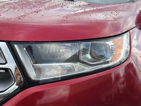 Used 2017 Ford Edge SEL w/ Equipment Group 201A image 9