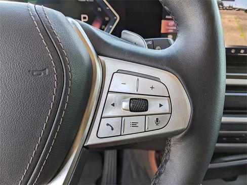 Used 2024 BMW X7 xDrive40i w/ Executive Package image 35