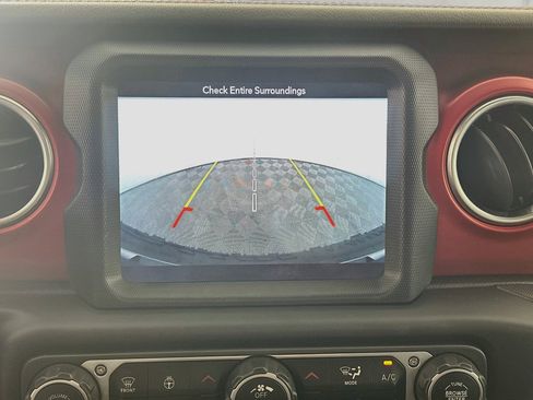 Used 2019 Jeep Wrangler Unlimited Rubicon AWD/4WD image 23
