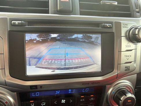 Used 2018 Toyota 4Runner Limited RWD image 18